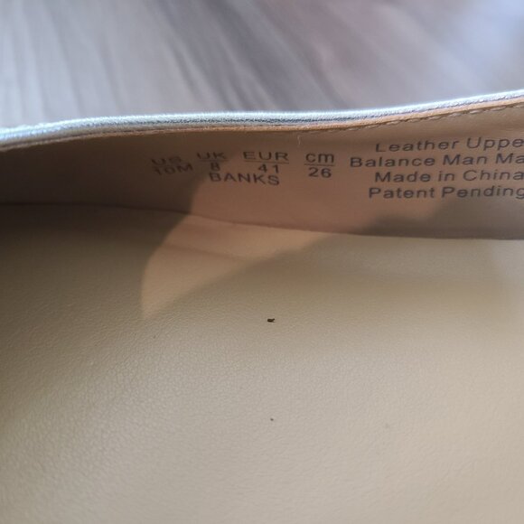 Naturalizer silver pointed toe sling back 1.5 inch heels 10M - Picture 4 of 7